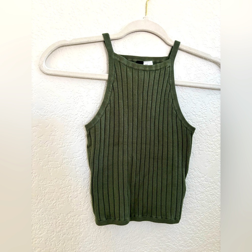 Divided Ribbed Tank Top - Picture 2 of 4